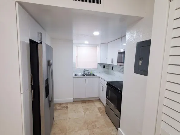 8850 Fontainebleau Blvd APT 103, Miami, FL 33172