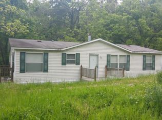 455 Freeman Rd, Pikeville, TN 37367