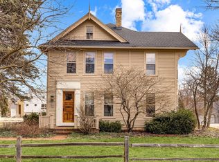 W59N894 Sheboygan Rd, Cedarburg, WI 53012