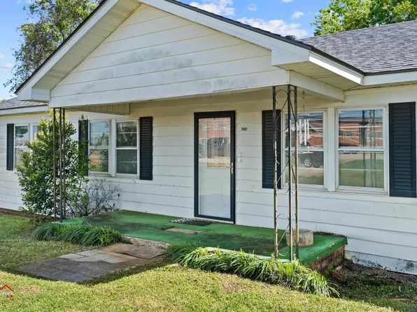 416 E County Rd #186, Kilgore, TX 75662