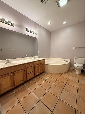 3245 Iowa Ave — Photo 17