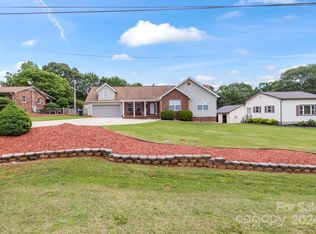 4494 Grassy Creek Rd, Denver, NC 28037