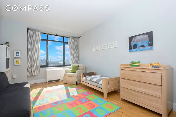 Rented by Compass | media 27