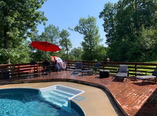 10255 Smokey Ln, Fayetteville, AR 72701