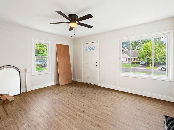 5th image of 2144 Argyle Dr
