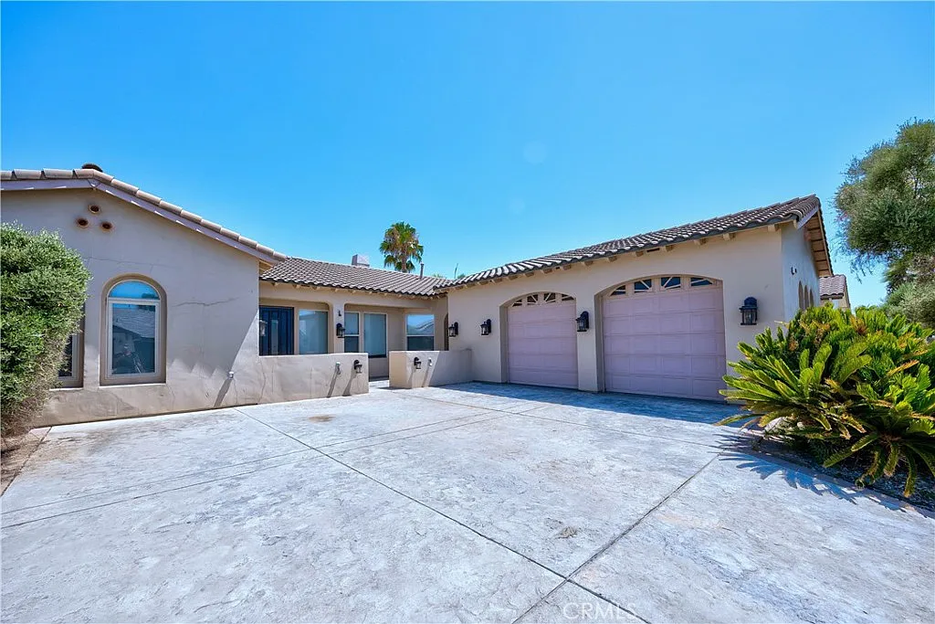 13065 Ridgewood Way photo 1