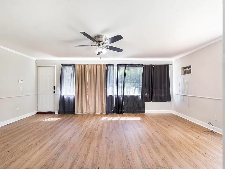 4242 Laura Ann Pl — Photo 6