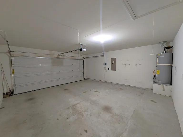 9324 Bronze Meadow Dr — Photo 24
