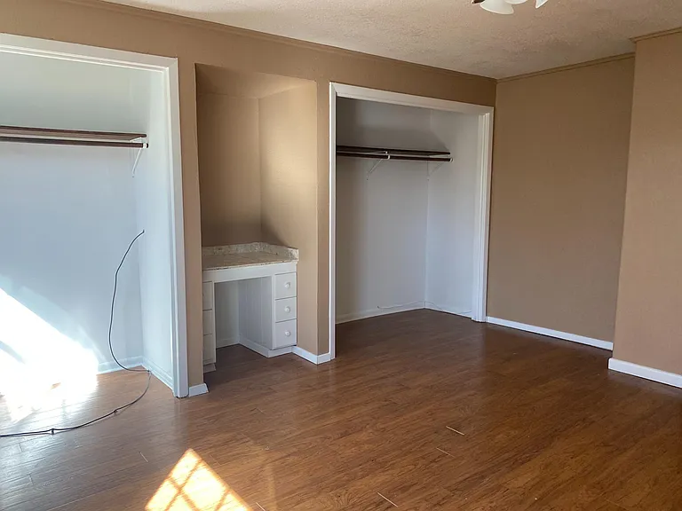 1602 Slack St — Photo 4