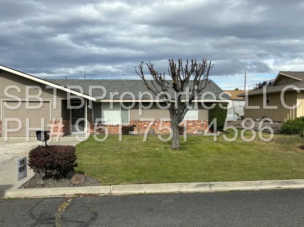 206 S 50th Ave #1, Yakima, WA 98908