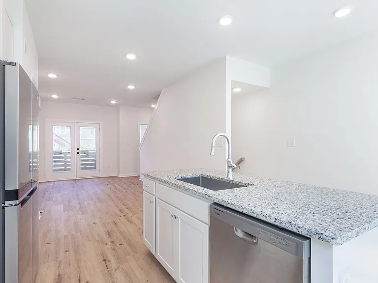 402 McDonough Blvd SE #B3 — Photo 12