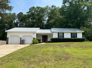 108 Caldwell Ct, Daleville, AL 36322