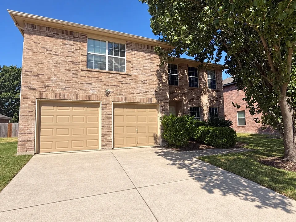 4625 Bridlewood Ln