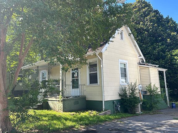 2nd image of 16 Walnut St