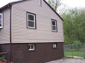 2nd image of 58 Cross St