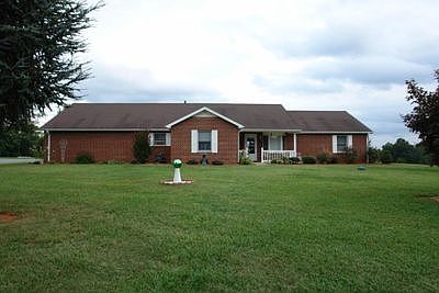 For Sale: 5579 Moneta Rd, Bedford, VA 24523