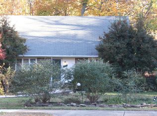 8421 Derby Ct, Springfield, VA 22151