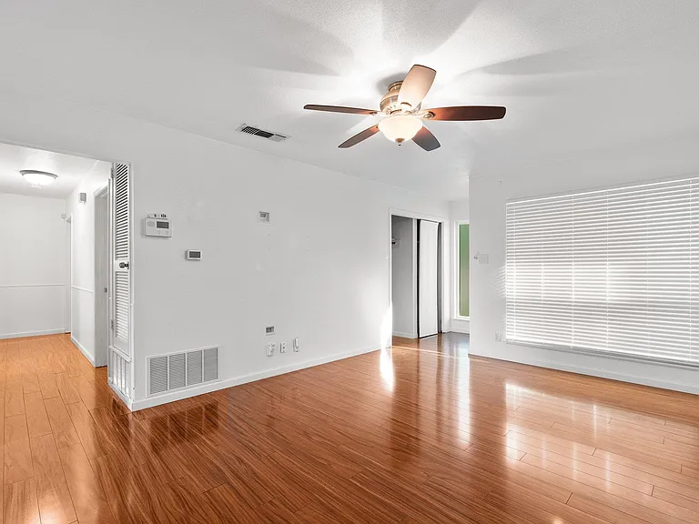 508 Harway Ct — Photo 5