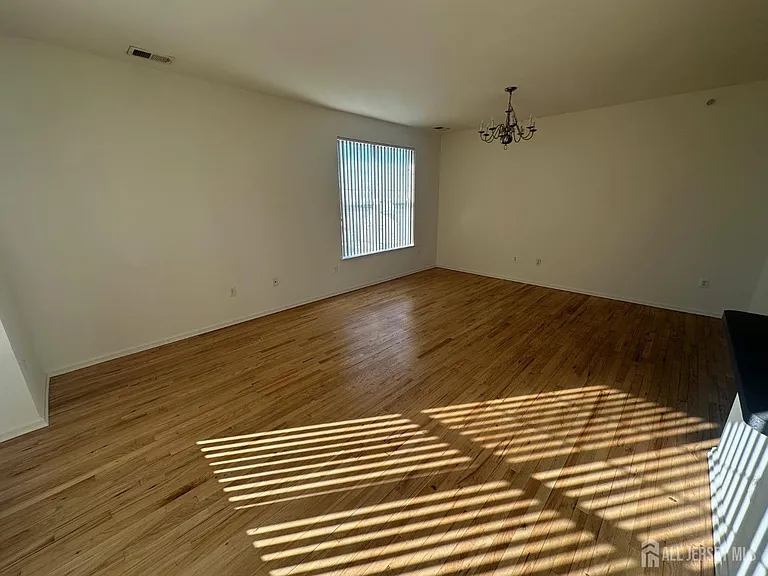 50 Roosevelt Ave #4305 — Photo 6