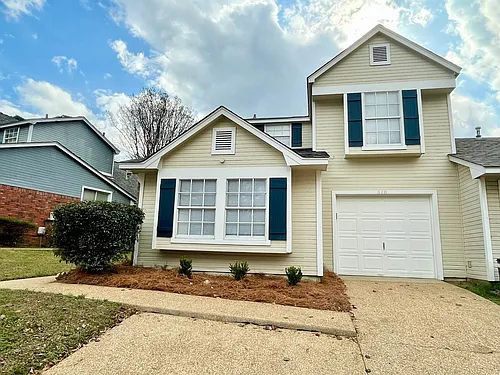 810 Harbor Bend Dr Photo 1