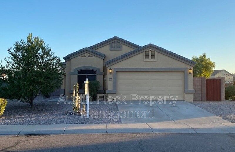 1st image of 2242 W Hayden Peak Dr