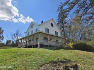 112 Leonard Rd, Pleasant Mount, PA 18453