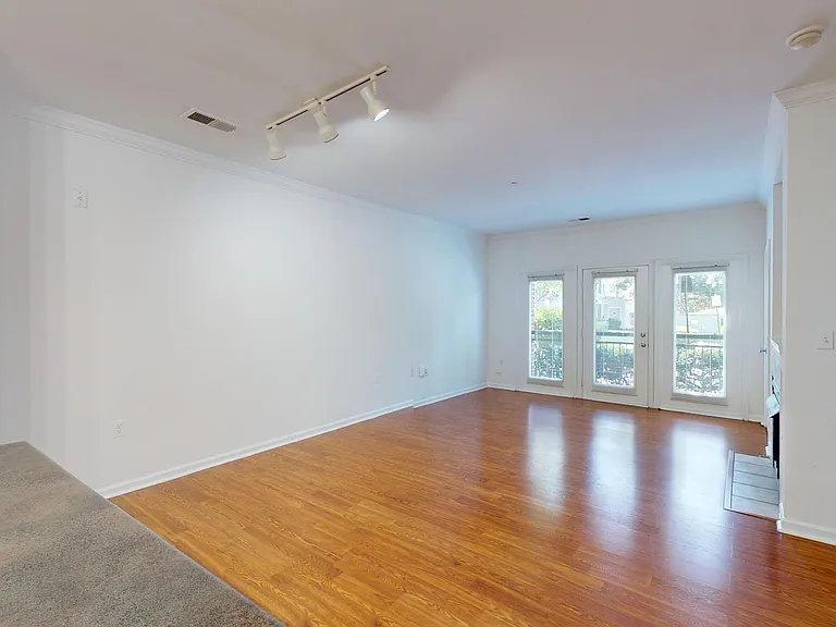 Sullivan Place — Photo 105