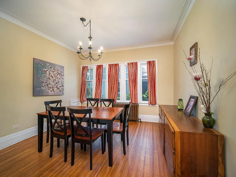 70 Elmwood Ave — Photo 9