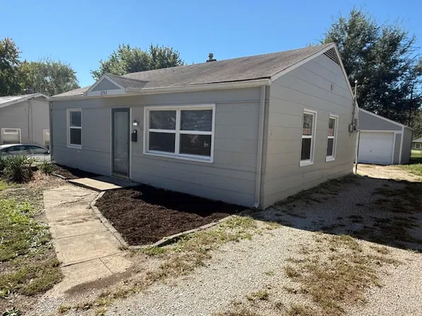 2742 S 51st St, Kansas City, KS 66106