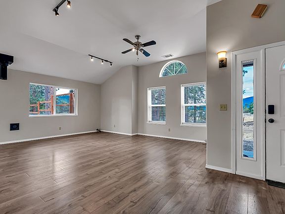 4th image of 9524 Oro Fino Rd