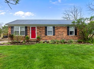 11 Lakeview Dr, Williamstown, KY