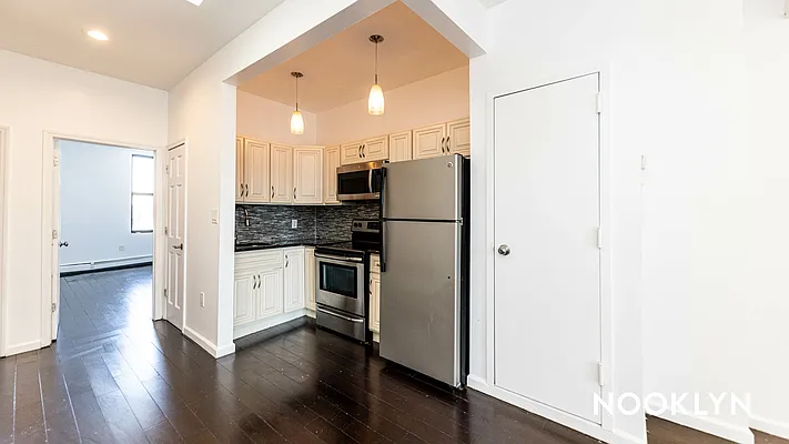 Rented by Nooklyn NYC LLC | media 4