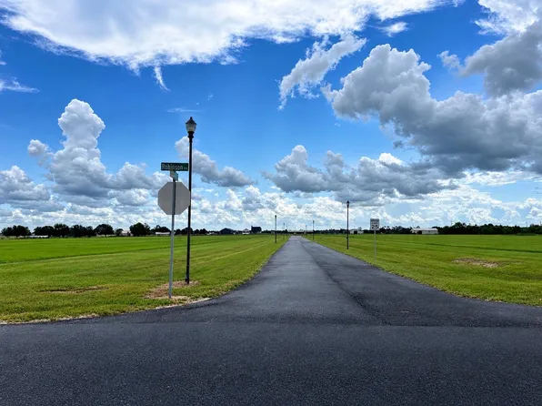 7 Lasso Ln, Bell City, LA 70630