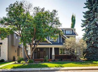 419 N 47th Ave SW, Calgary, AB T2S 1C3