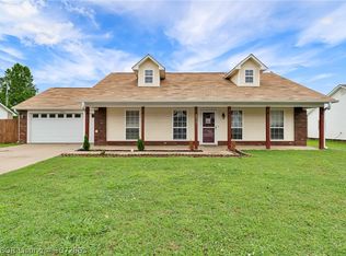 2013 Palomino Dr, Greenwood, AR 72936