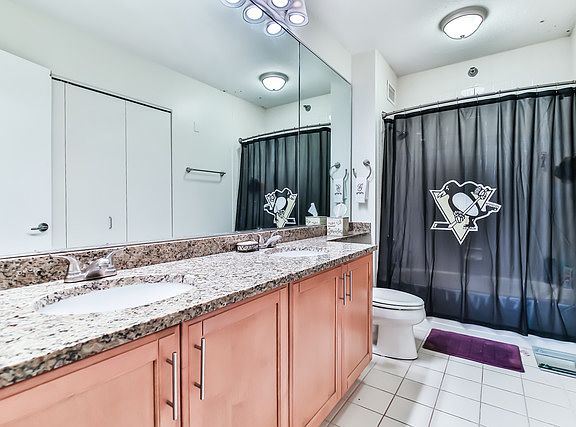 3rd image of 400 N Lasalle St #4102