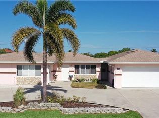 847 & 843 104th Ave N, Naples, FL 34108