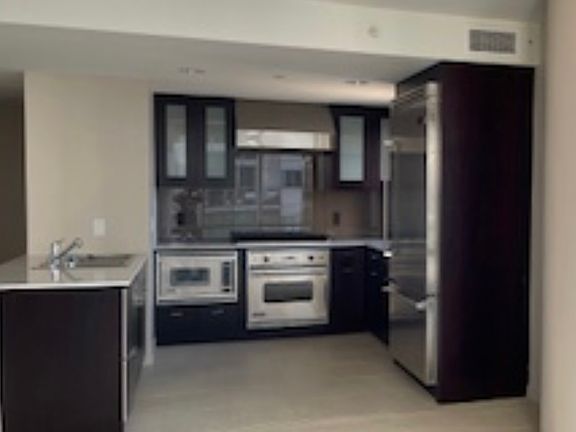 3rd image of 333 1st St Unit N1707