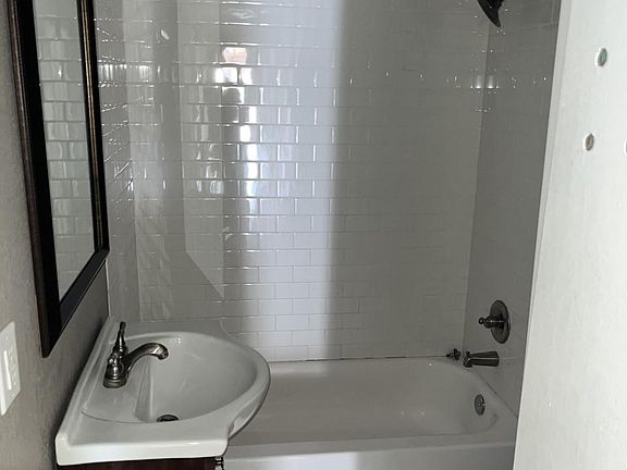 4th image of 531 S Aydelotte Ave
