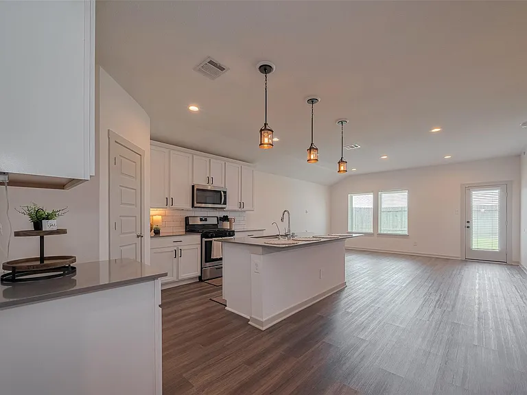 14519 Sweet Water Dr — Photo 12