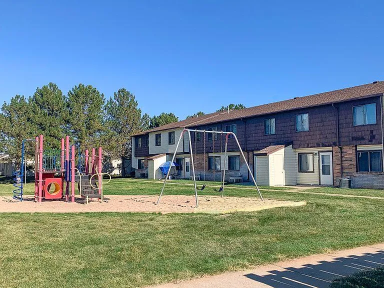 Prairie View Townhomes — Photo 10
