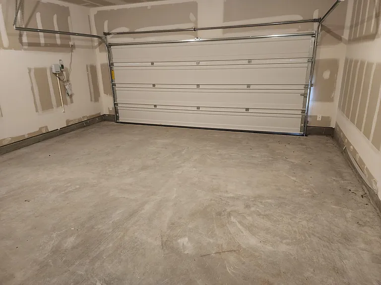 4921 Weymouth Dr — Photo 10