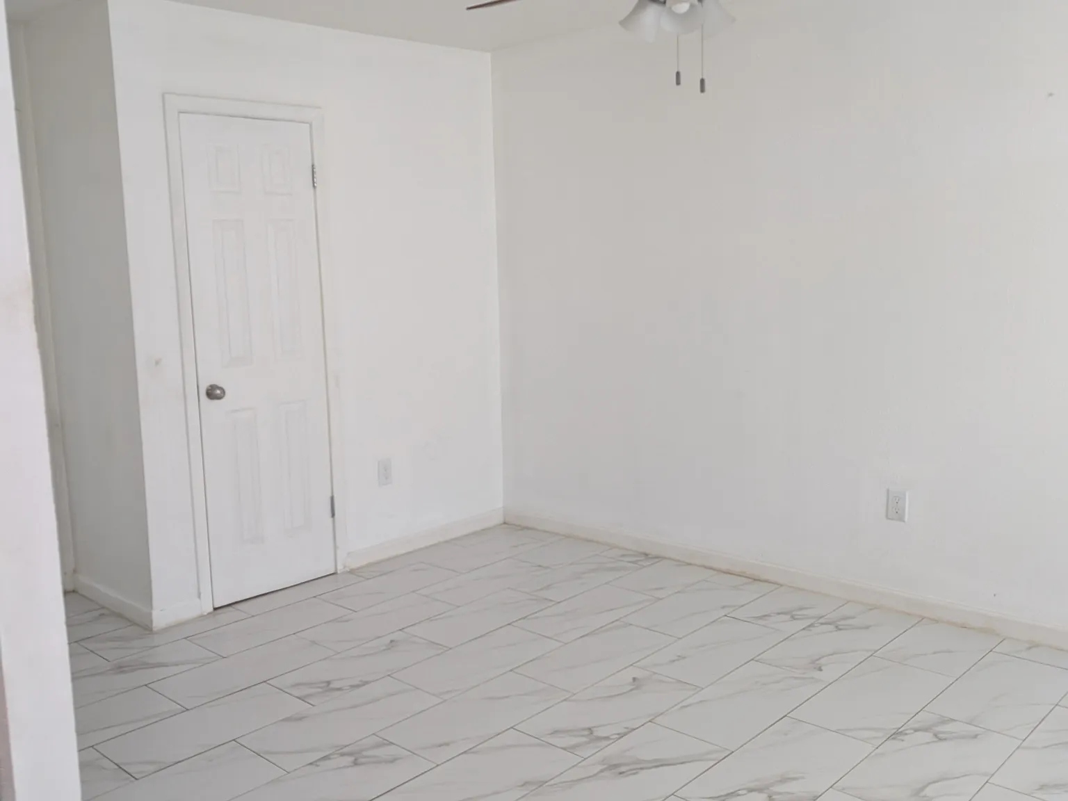 1 bed, 500 sqft, $1,200 — Photo 2