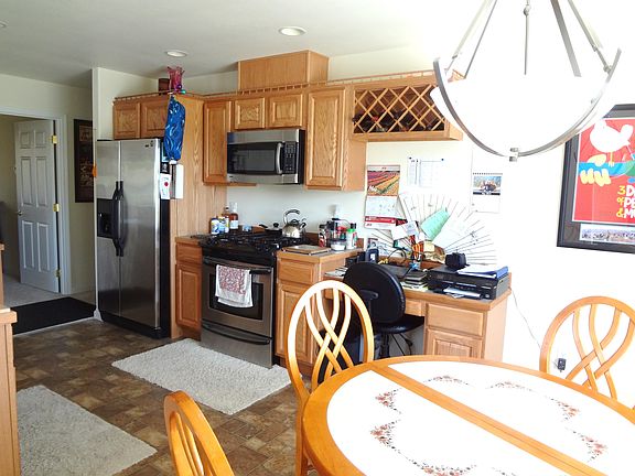 5th image of 185 Canal Dr NE