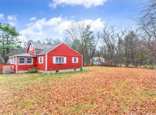 12 Cochrane Rd, Wilmington, MA 01887