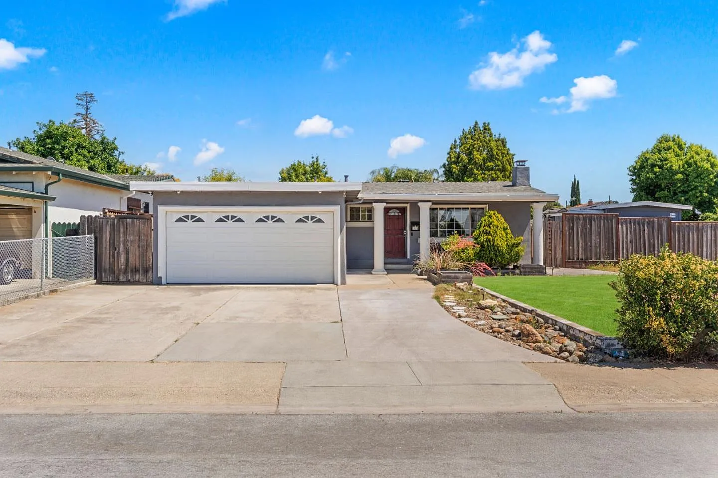 14370 Highgrove Ct photo 1