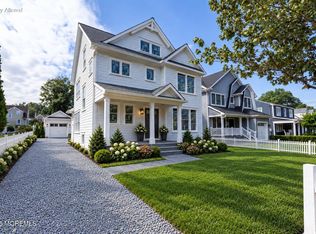 68 Washington St, Rumson, NJ 07760