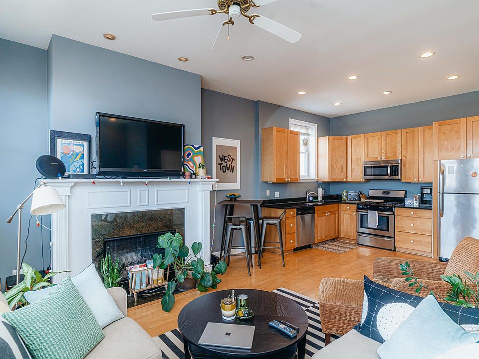 1st image of 509 N Hartland St #2S