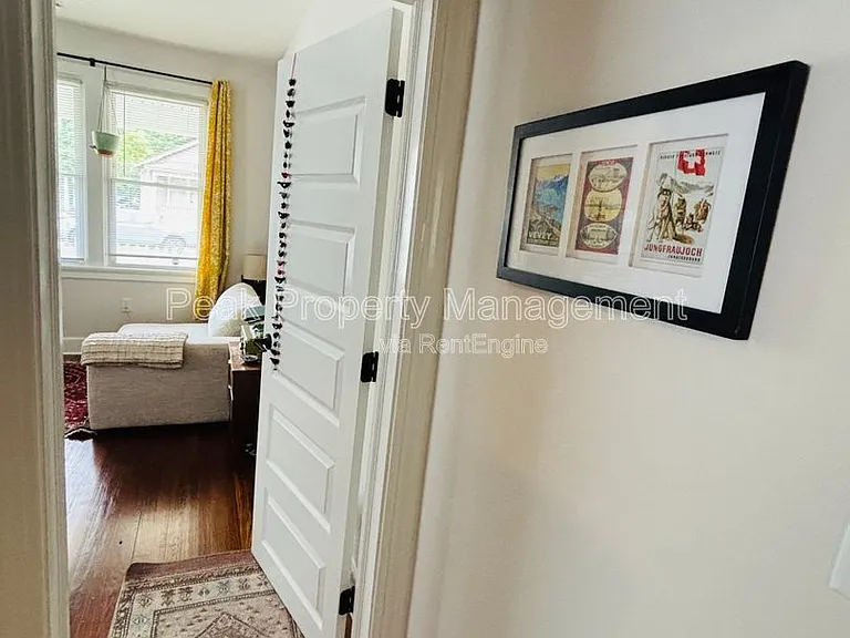 9 W Broad Rock Rd — Photo 17
