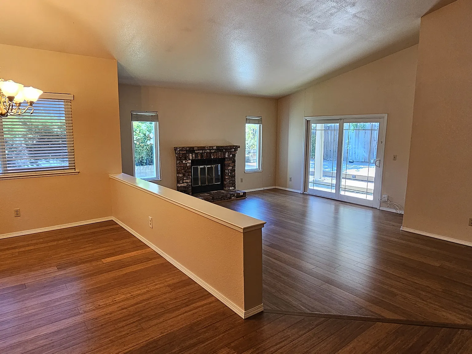 3 bed, 1479 sqft, $2,800 — Photo 4